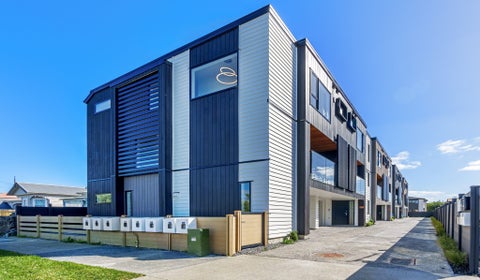 16 Mapau Road, Greenlane, Auckland City, Auckland
