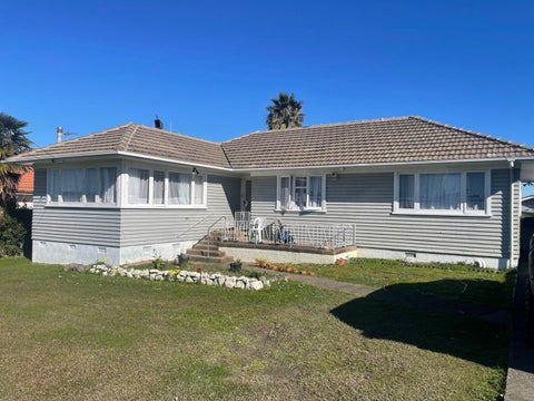 13 Scotts Road, Manurewa East, Auckland