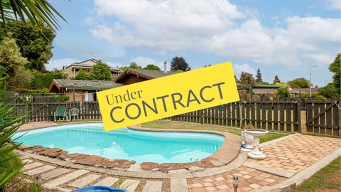 26 Sheridan Crescent, Leamington, Cambridge