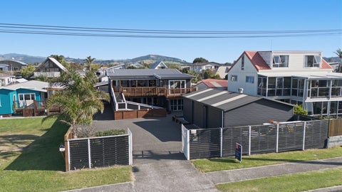 476 Papamoa Beach Road, Papamoa Beach, Papamoa