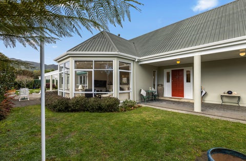 51 Ngarara Road, Waikanae