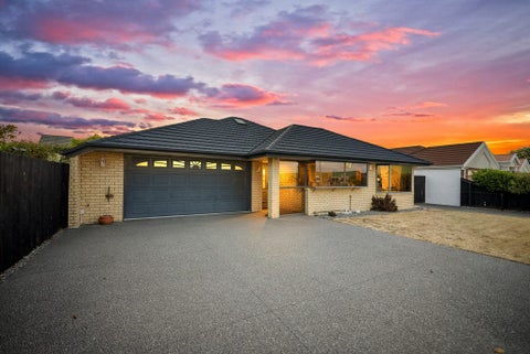57 Queenspark Drive, Parklands, Christchurch