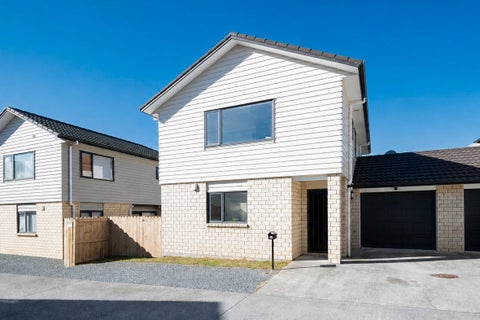 10 Tavua Lane, Ranui, Auckland