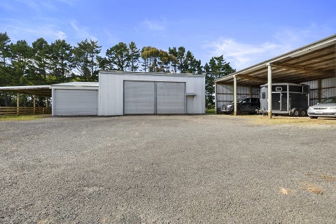 435 Barrett Road, Omata, New Plymouth