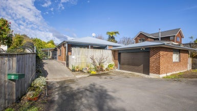 2 Adele Lane, Paraparaumu