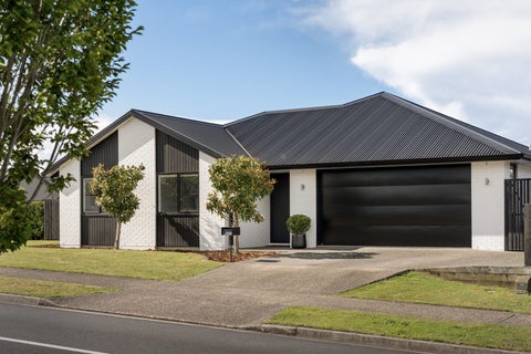 4 Blacklock Road, Pyes Pa, Tauranga