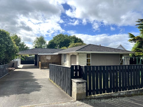 24 Guy Street, Dannevirke
