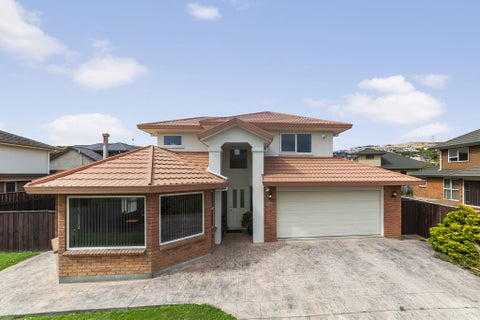 4 Black Pine Road, Woodridge, Wellington