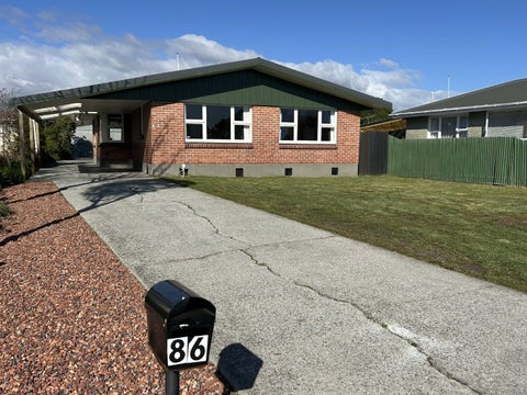 86 Hall Street, Hokitika