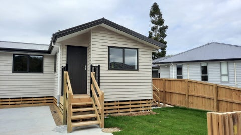2/5 Helena Road, Hillcrest, Hamilton