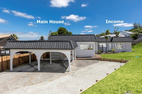 826 Beach Road, Browns Bay, Auckland