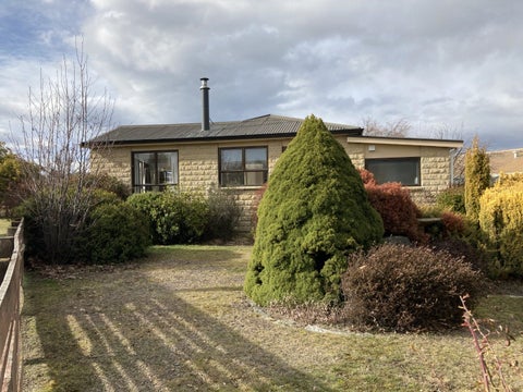 8 Rata Street, Wanaka