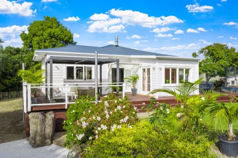 22 Sunrise Boulevard, Snells Beach, Snells Beach