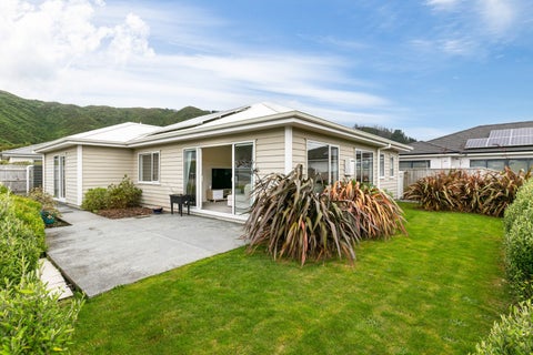 15 Henrietta Maxwell Grove, Wainuiomata, Lower Hutt