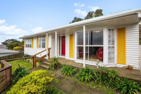 472 Warspite Avenue, Ascot Park, Porirua