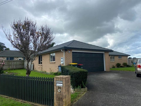 14 Morewa Place, Takanini, Auckland