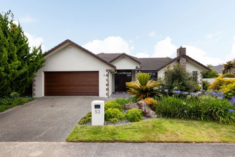 53 Barrington Drive, Huntington, Hamilton