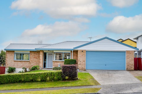 50 Western Heights Drive, Western Heights, Hamilton