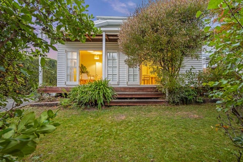 20 Birdwood Avenue, Beckenham, Christchurch