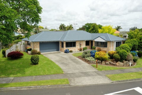 2 Ranfurly Terrace, Pyes Pa, Tauranga