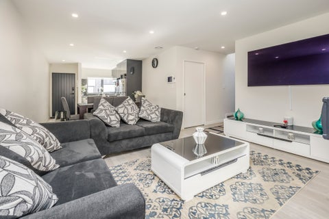 5 Shahkot Way, Papatoetoe, Auckland