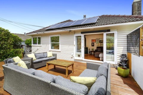 37 Lees Grove, Wainuiomata, Lower Hutt