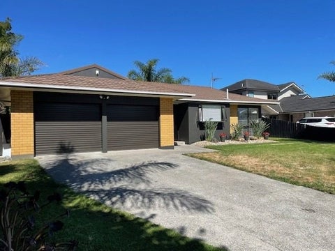 7 Donzella Place, Conifer Grove, Takanini