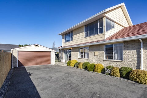 2/17 Nyoli Street, Northcote, Christchurch