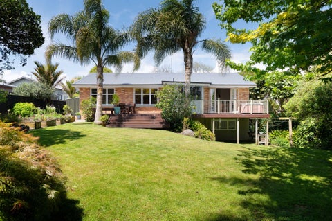 353 Cobham Drive, Hillcrest, Hamilton