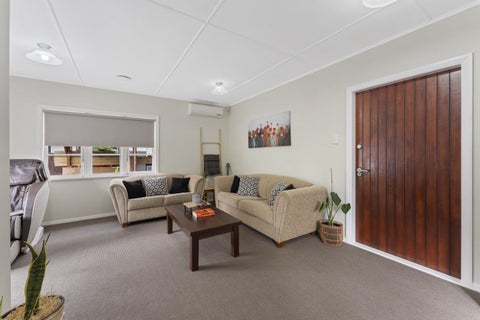 1 Peel Place, Wainuiomata, Lower Hutt