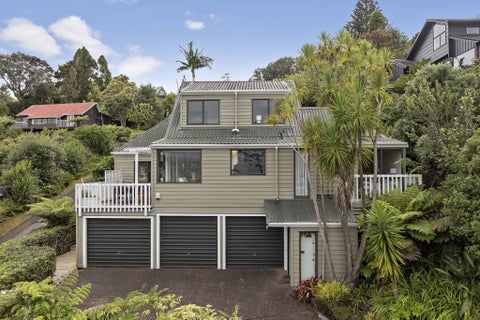 45 Rosecamp Road, Beach Haven, Auckland