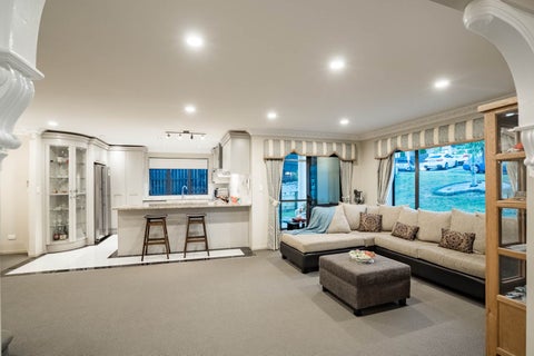 26 Chateau Rise, Flat Bush, Auckland