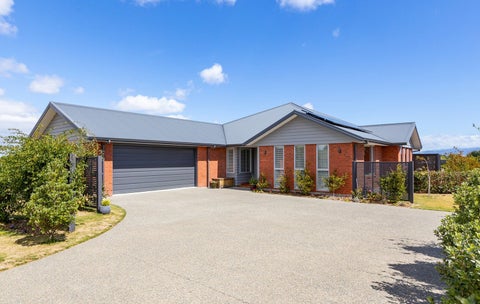 8 Coralie Place, Lansdowne, Masterton
