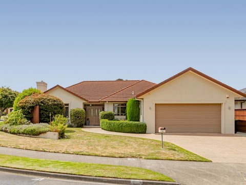 31 Inverness Drive, Pyes Pa, Tauranga