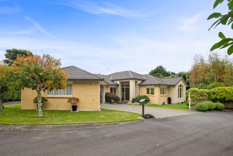 4 Cherry Bay, Waikanae