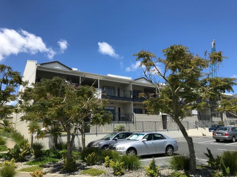 9E/71 Spencer Road, Oteha, Auckland