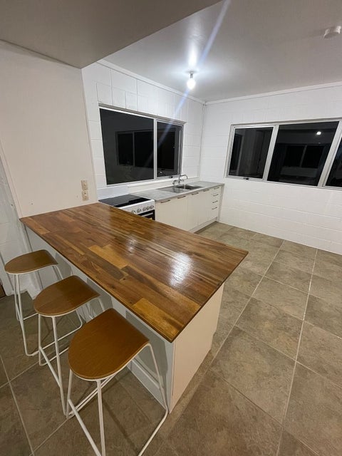 24 Noeleen Street, Glenfield, Auckland