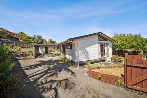 10 Chrisarda Place, Red Hill, Papakura