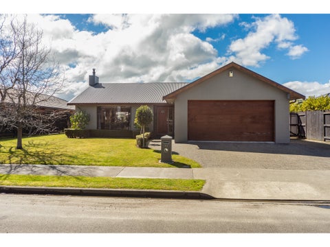44 Roberts Line, Kelvin Grove, Palmerston North