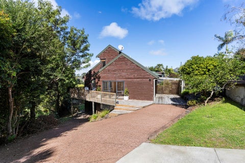 1/3 City View Terrace, Birkenhead, Auckland