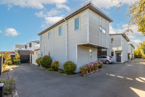1/117 Canon Street, Edgeware, Christchurch