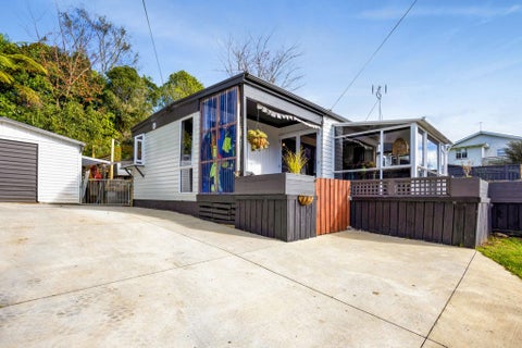 1 Nikorima Street, Urenui, Urenui