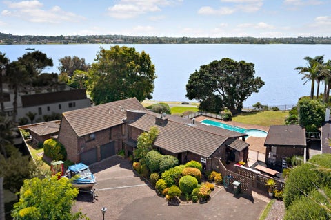 19 Sanctuary Point, Sunnyhills, Auckland