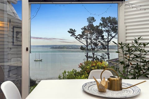 2/31 Telstar Place, Beach Haven, Auckland