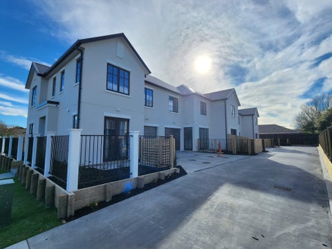 2/39 Harrowfield Drive, Harrowfield, Hamilton