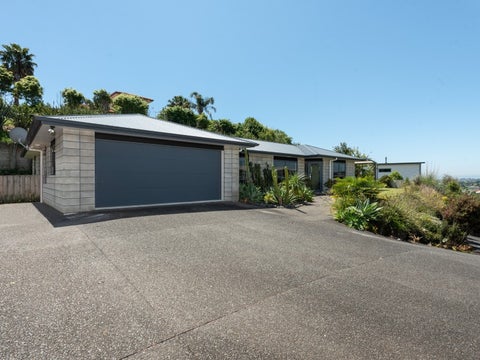 18 Southill Way, Pyes Pa, Tauranga