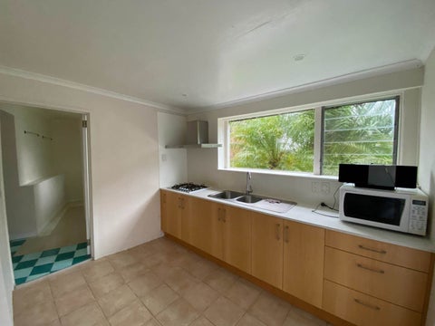 34 Kaipatiki Road, Glenfield, Auckland