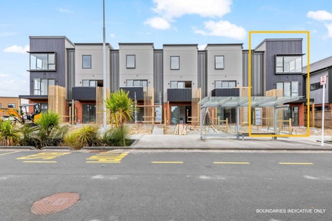 1/74 Wallace Road, Mangere Bridge, Auckland