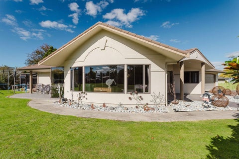 10 Victoria Avenue, Dannevirke