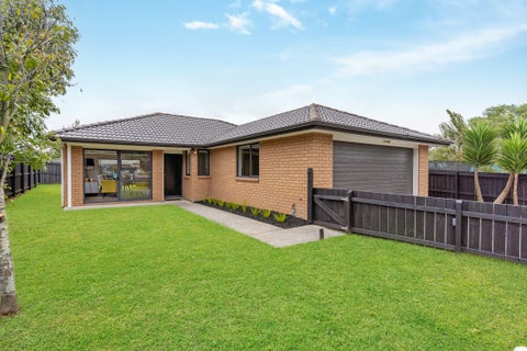 77 Mountain Road, Mangere Bridge, Auckland